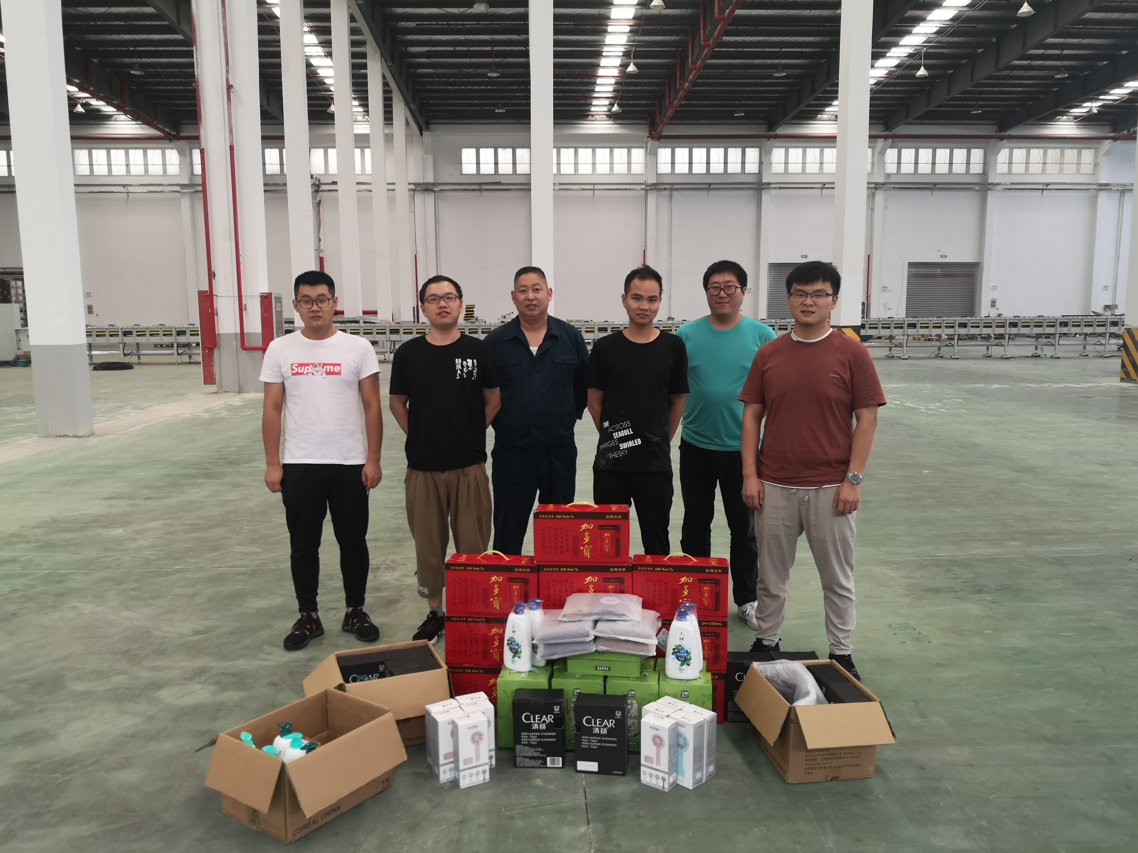 關愛職工 · 夏送清涼 | 寶開工會赴一線送清涼，致敬高溫下的堅守