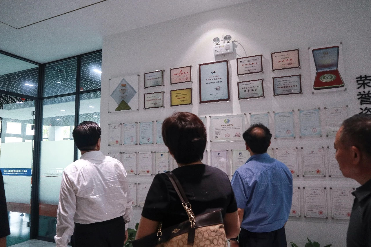 快訊 | 河北省工信廳、石家莊市委市政府領導蒞臨寶開智能參觀考察